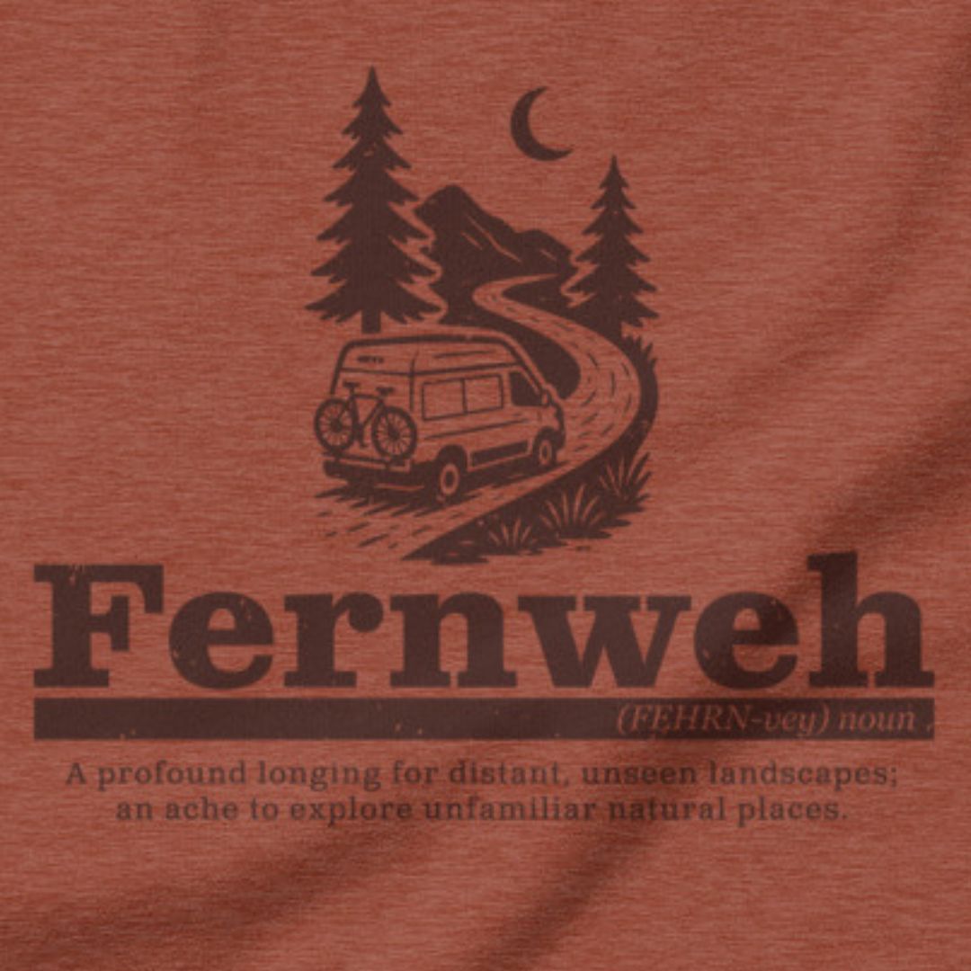 Fernweh wanderlust t-shirt heather clay close-up travel design

