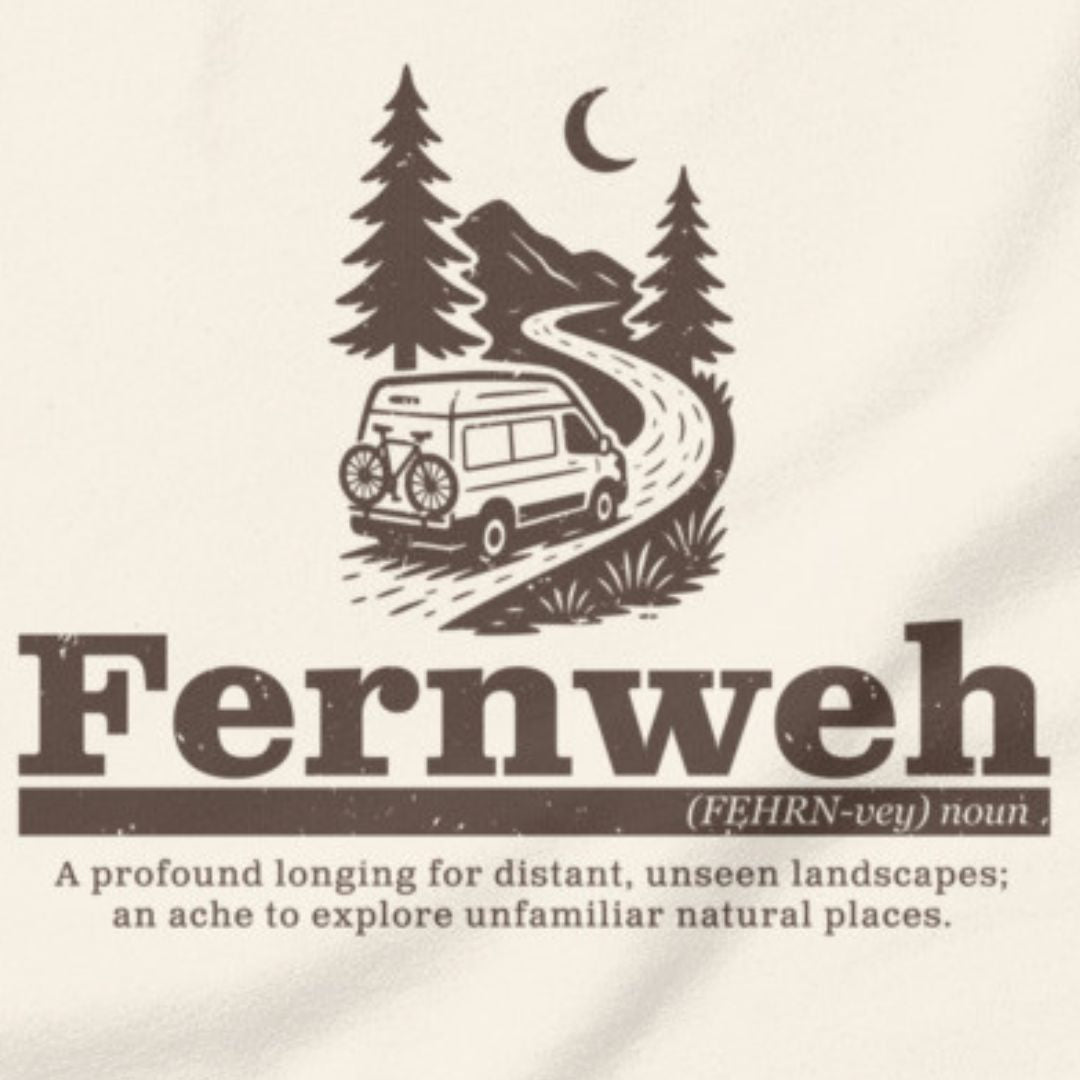 Fernweh wanderlust t-shirt vintage white close-up travel design

