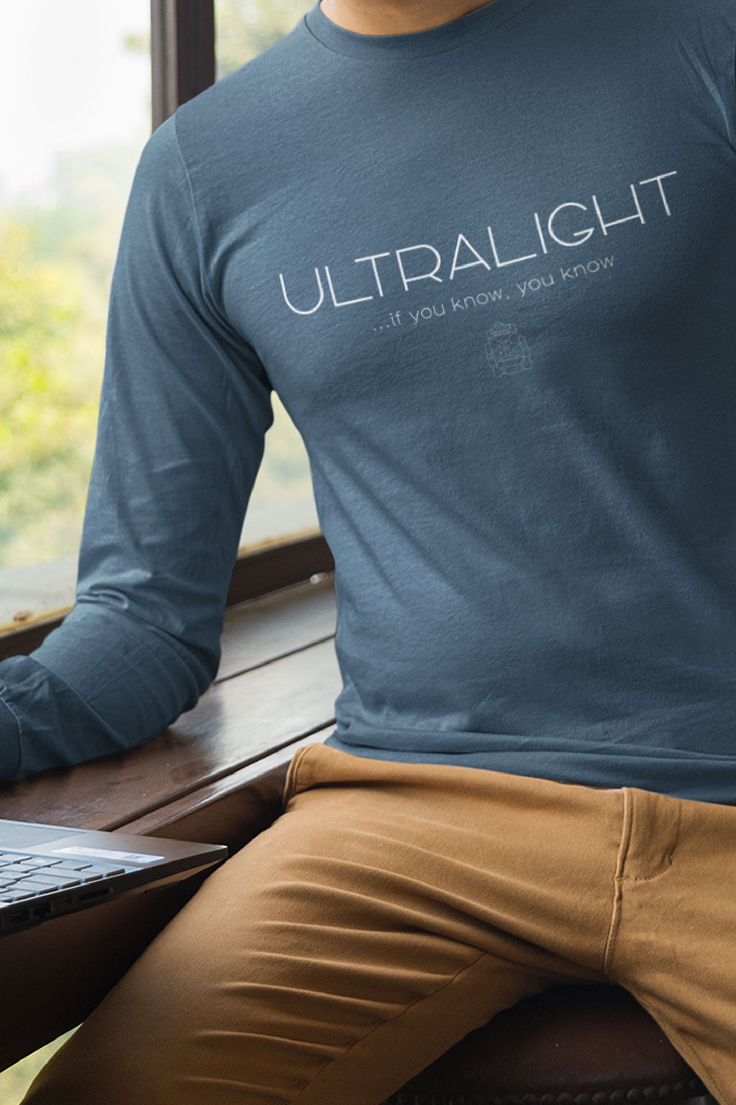 Ultralight Unisex Longsleeve Tee